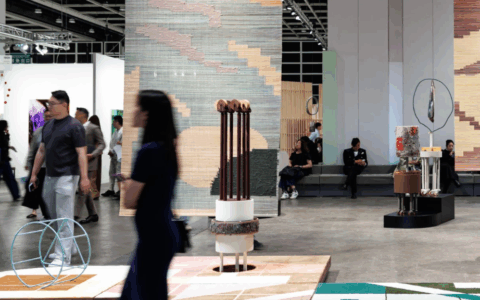 张兰案撕开了艺术品“裸奔式收藏”的伤口，香港巴塞尔艺术展背后的家族资产配置新逻辑